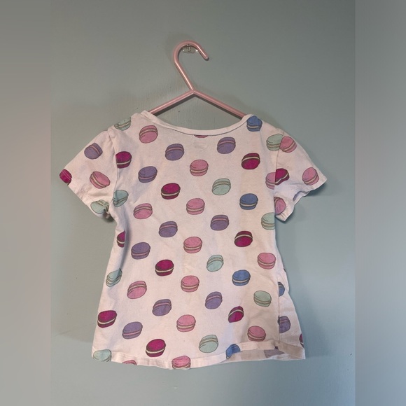 Old Navy White with Macaroon print t-shirt, toddler girl size 5T, kid t-shirts - Picture 2 of 5